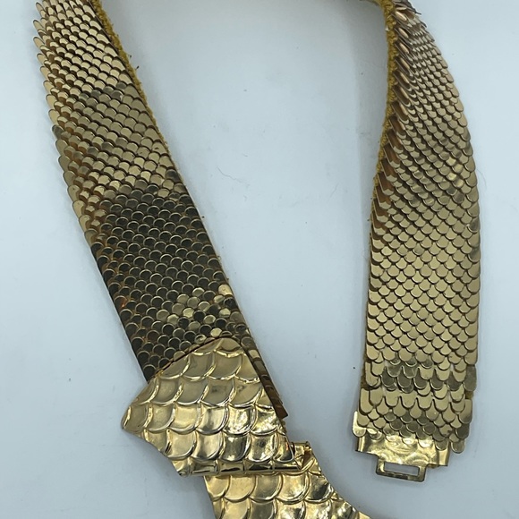 “VINTAGE MCM FISH SCALE GOLD BELT”. - Picture 4 of 16